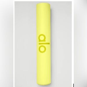 Alo Yoga Warrior Yoga Mat Neon Yellow NEW!